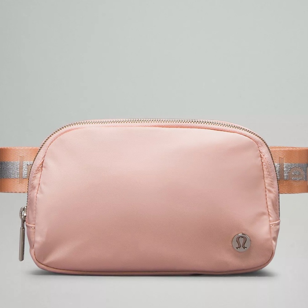 NWT - Lululemon Everywhere Belt Bag - Pink Mist/Silver/White Opal
